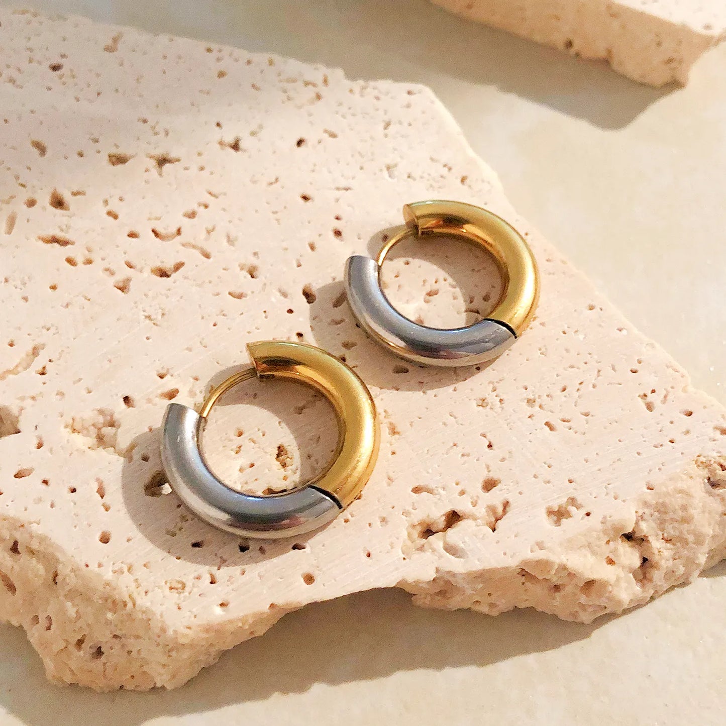 Dual Tone Hoops