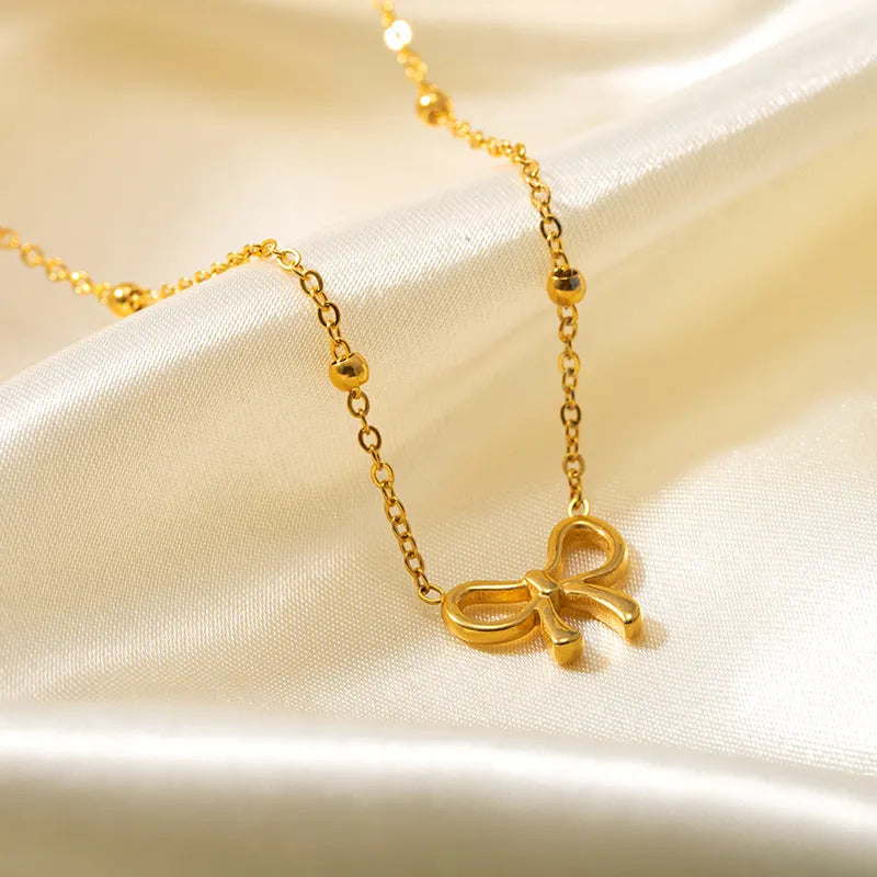 Mini Bow Pendant Necklace