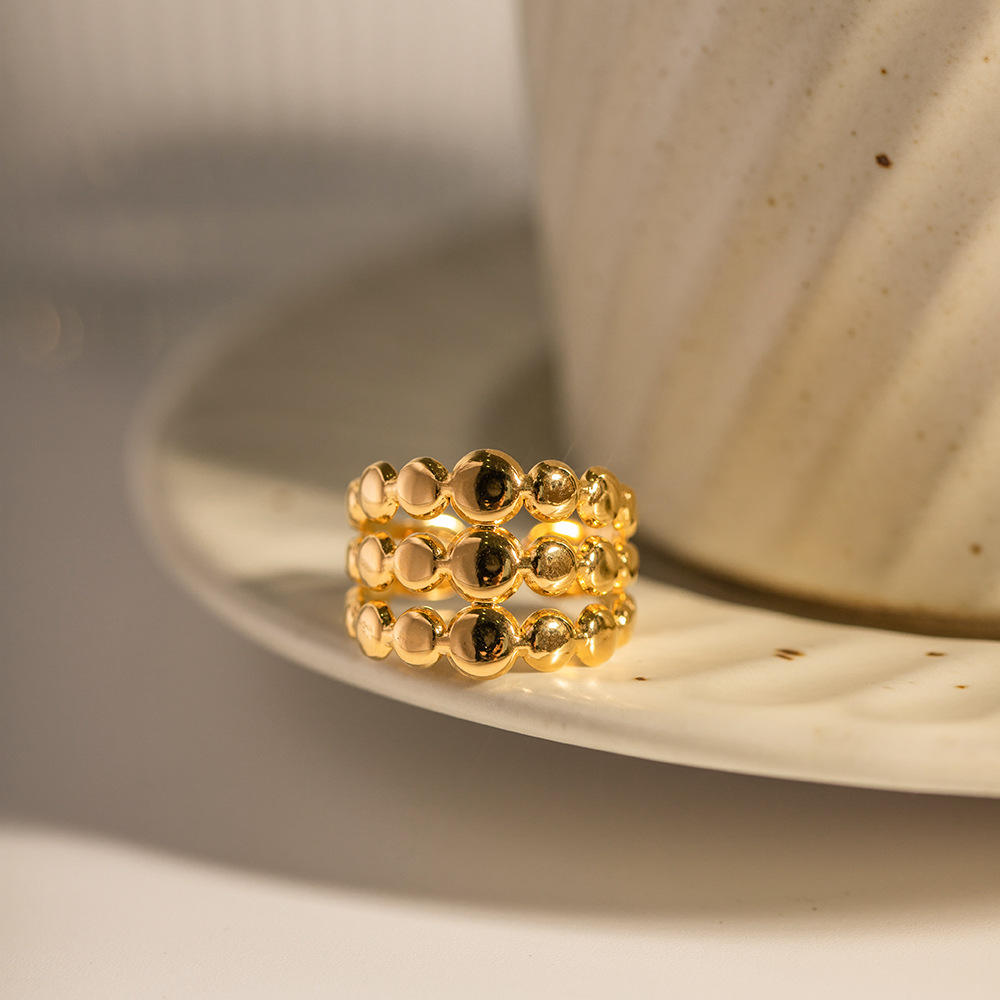 Solis Band Ring